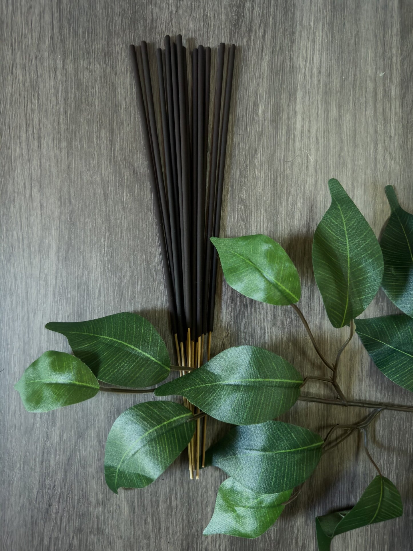 #11 Musk Incense Sticks